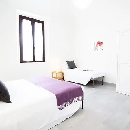 Les House - 2 By Tuscanywego *